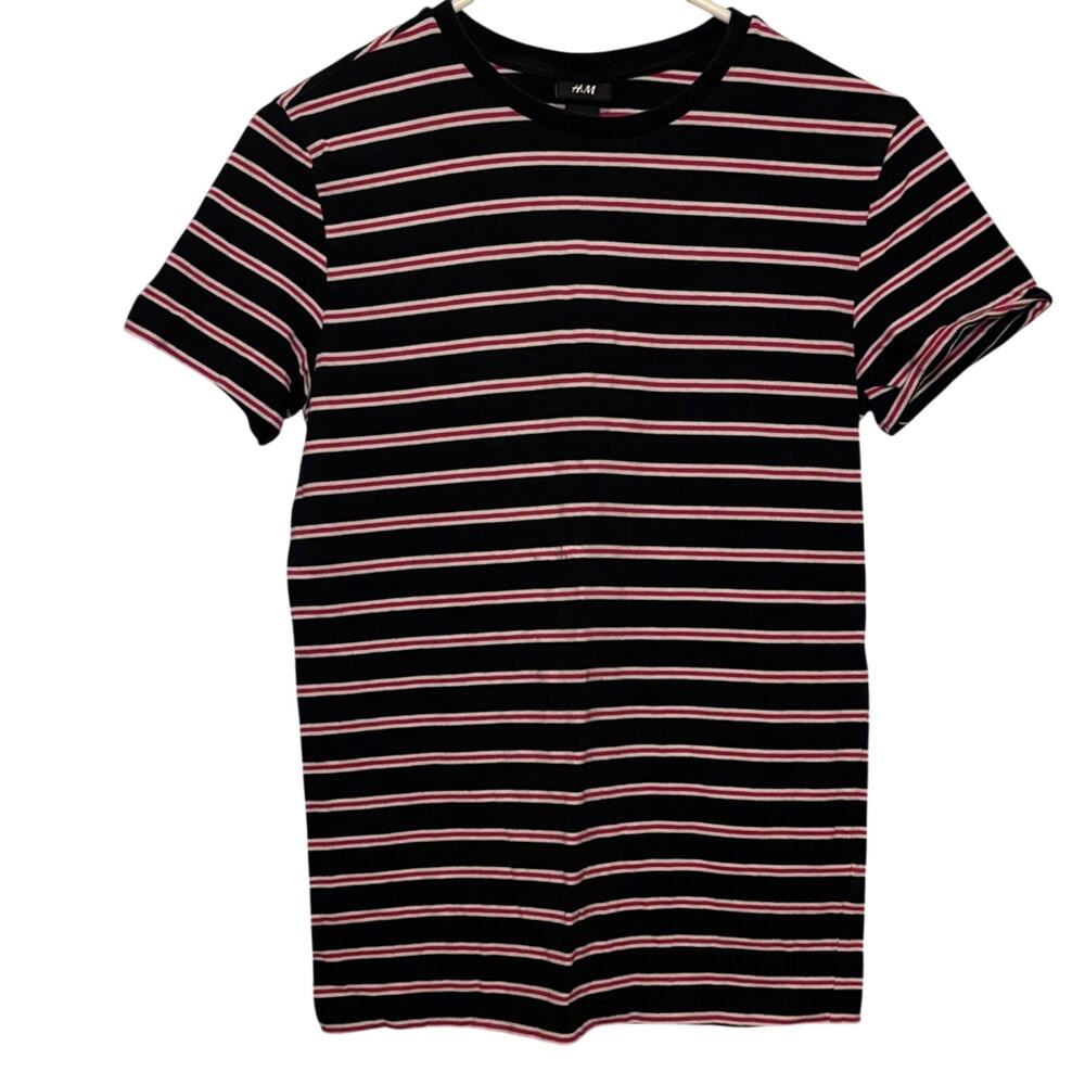 H&M Women’s Short Sleeve Dark Blue and Pink Striped Short Sleeve Tee Size S